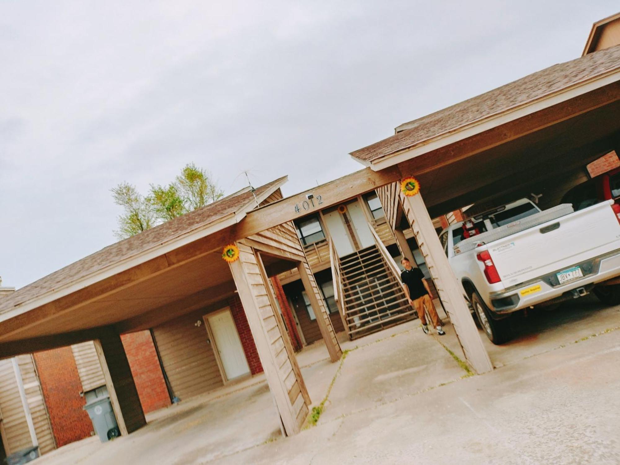 Golden Sunflower'S Apt B1 ロートン エクステリア 写真